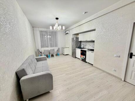 3-комн. новостройка - м. 20 января - 90 м²