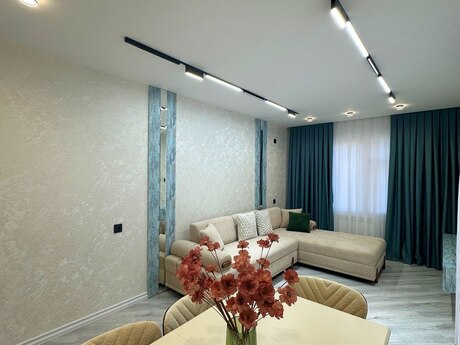 2-комн. вторичка - м. Ази Асланов - 60 м²