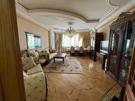 Elan №6359757 - Bakı, Nizami m., 3 otaqlı, 130 m², 15/17 mərtəbə