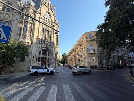 Elan №6359770 - Bakı, İçəri Şəhər m., 2 otaqlı, 60 m², 2/3 mərtəbə