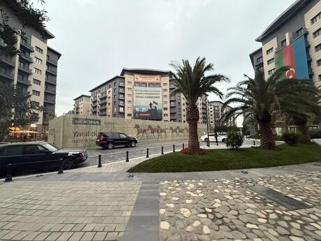 5 rooms · 202 m² · floor 3/8, Ağ şəhər