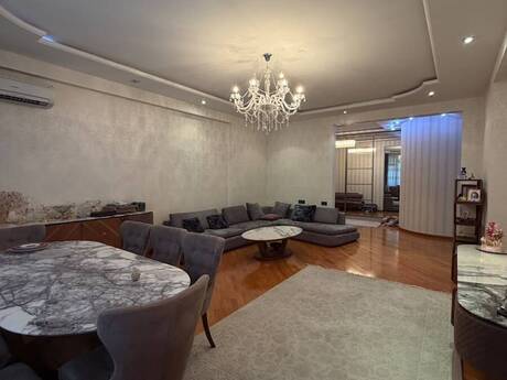 3-комнатная квартира, 156 м², Nizami: 540 000 ₼ 3