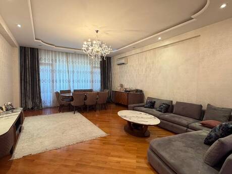 3-комнатная квартира, 156 м², Nizami: 540 000 ₼ 4