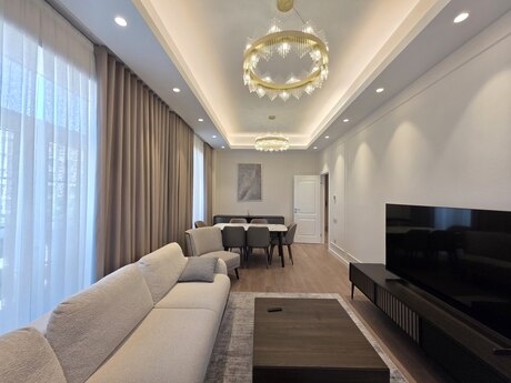 3 otaqlı yeni tikili - Ağ şəhər q. - 130 m²