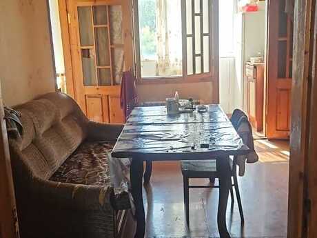 Elan №6360026 - Bakı, Memar Əcəmi m., 3 otaqlı, 42 m², 5/5 mərtəbə