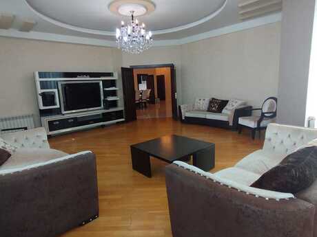 Elan №6360062 - Bakı, 28 May m., 4 otaqlı, 230 m², 20/22 mərtəbə