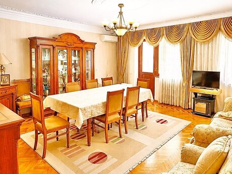 Объявление №6360116 - Баку, м. Кара Караев, 3-комн., 135 м², 2/5 этаж