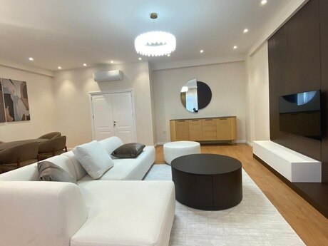 Аренда: 3-комнатная квартира, 180 м², İzmir Residence: 3 000 ₼/мес 5