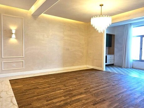 Объявление №6360169 - Баку, м. Гянджлик, 4-комн., 145 м², 4/11 этаж