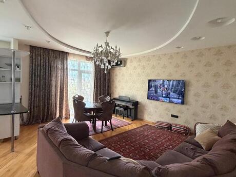 Объявление №6360186 - Баку, пос. Бакиханова, 3-комн., 85 м², 5/5 этаж