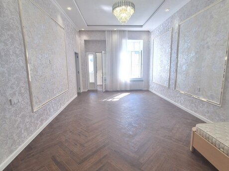 Объявление №6360202 - Баку, м. 28 мая, 2-комн., 61 м², 3/3 этаж