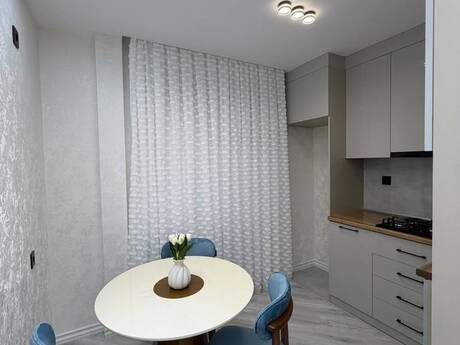 2 otaqlı köhnə tikili - Həzi Aslanov m. - 60 m²