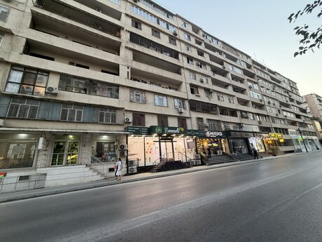 Obyekt - Nəriman Nərimanov m. - 90 m²