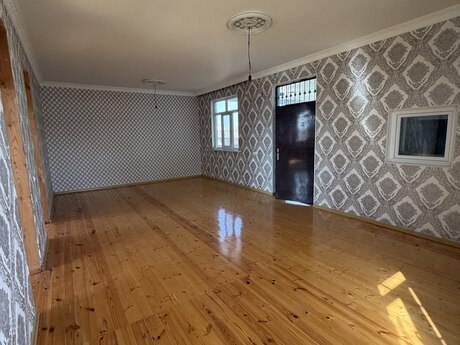 Квартира на продажу со сниженной ценой в Çərkəz Əliyev Küç