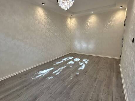 3 otaqlı köhnə tikili - Elmlər Akademiyası m. - 60 m²