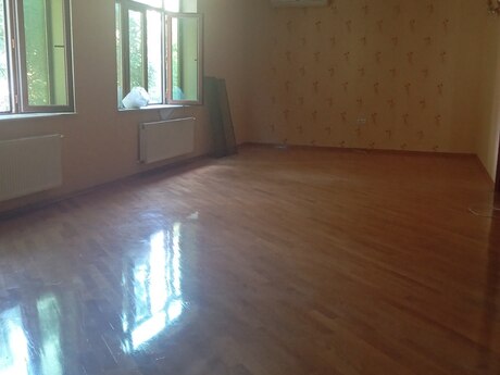 3 otaq · 120 m² · 3/3 mərtəbə, Elmlər Akademiyası