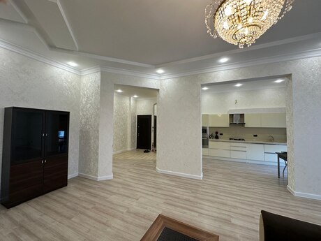 Kirayə 3 otaqlı mənzil, 155 m², Nəsimi: 1 400 ₼/ay 4
