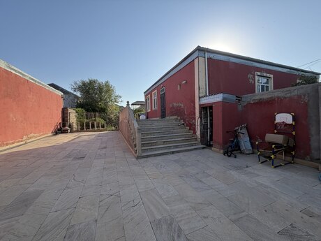 4 otaqlı həyət evi/bağ evi - Yeni Ramana q. - 90 m²