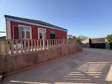 4 otaqlı həyət evi/bağ evi - Yeni Ramana q. - 90 m²