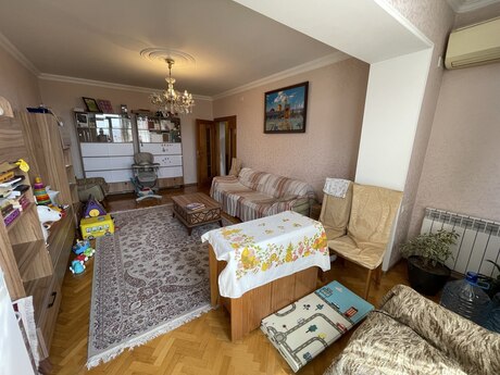 4-room old-build apartment for sale in Memar Əcəmi, 120 m², 229 000 AZN, photo 3 / 12