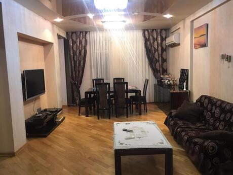 Elan №6361110 - Bakı, Badamdar q., 3 otaqlı, 130 m², 7/15 mərtəbə