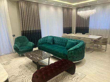 Объявление №6361145 - Баку, пос. Аг шехер, 3-комн., 190 м², 7/20 этаж
