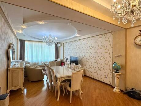 3 otaqlı mənzil, 150 m², İnşaatçılar: 319 000 ₼ 2