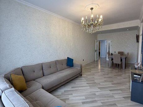 3 otaqlı mənzil, 125 m², İnşaatçılar: 265 000 ₼ 2