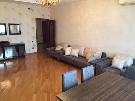 Elan №6361267 - Bakı, Elmlər Akademiyası m., 3 otaqlı, 125 m², 15/17 mərtəbə