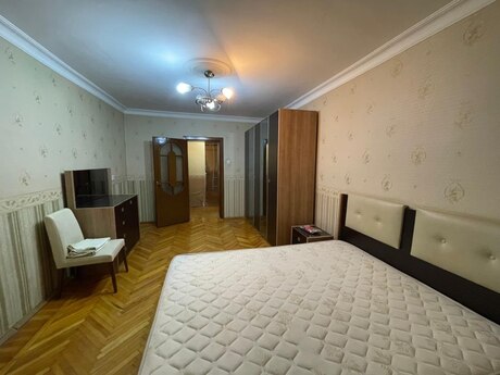 3 otaqlı mənzil, 70 m², Neftçilər: 180 000 ₼ 5