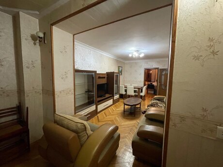 3 otaqlı mənzil, 70 m², Neftçilər: 180 000 ₼ 4