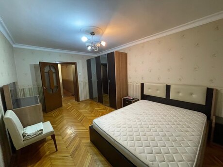 3 otaqlı mənzil, 70 m², Neftçilər: 180 000 ₼ 3