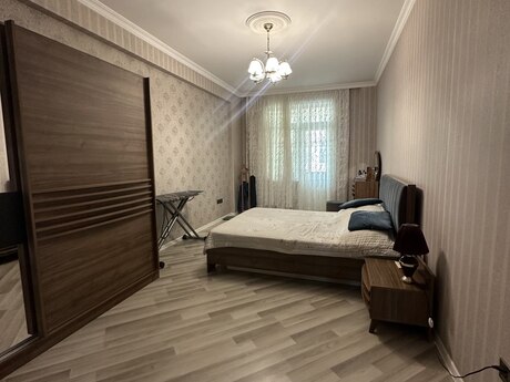 3-комнатная квартира, 135 м², İnşaatçılar: 265 000 ₼ 3