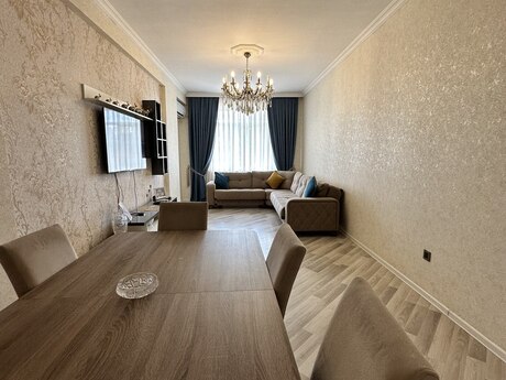3 otaqlı mənzil, 130 m², İnşaatçılar: 265 000 ₼ 2