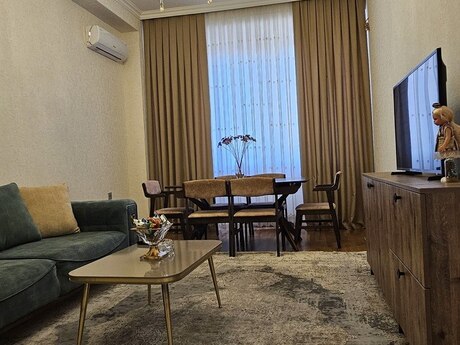 2 otaqlı yeni tikili - Nizami r. - 71 m²