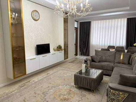 Объявление №6361814 - Баку, м. Ахмедлы, 3-комн., 135 м², 15/17 этаж