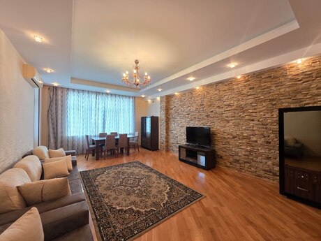 3 otaqlı yeni tikili - Elmlər Akademiyası m. - 140 m²