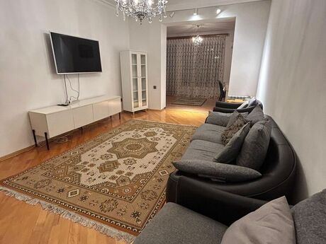 Объявление №6361867 - Баку, м. Элмляр Академиясы, 3-комн., 100 м², 5/5 этаж