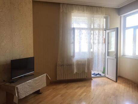 Elan №6361886 - Bakı, Əhmədli m., 2 otaqlı, 70 m², 10/15 mərtəbə