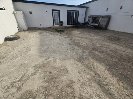 4 otaqlı həyət evi, 120 m², Şüvəlan: 128 000 ₼ 2