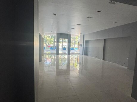 Объект - м. Халглар Достлугу - 150 м²