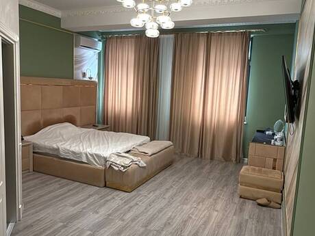 4-room apartment for rent, 205 m², Gənclik: 2 100 ₼/mo 3