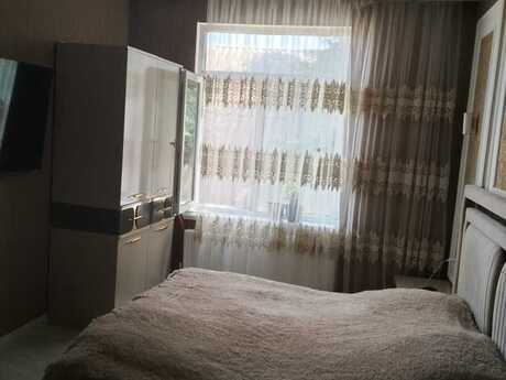 8 otaqlı həyət evi, 240 m², 9-cu mikrorayon: 195 000 ₼ 4