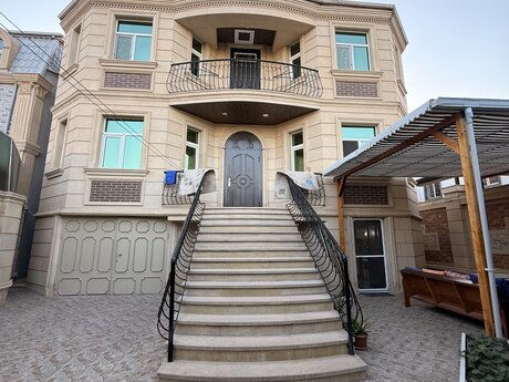 7 otaqlı həyət evi/bağ evi - Xocəsən m. - 300 m²