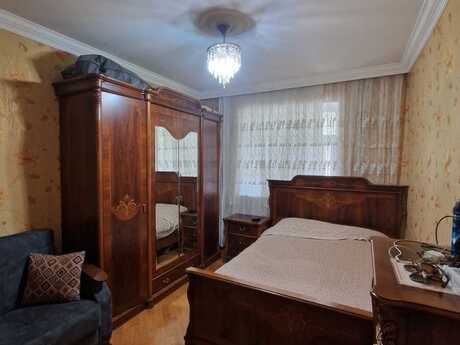 3 otaqlı köhnə tikili - Memar Əcəmi m. - 80 m²