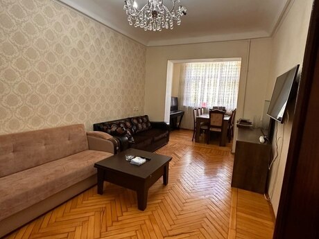 Объявление №6362472 - Баку, м. Элмляр Академиясы, 3-комн., 75 м², 3/5 этаж