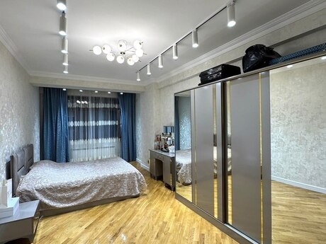 3 otaqlı mənzil, 135 m², 9-cu mikrorayon: 299 000 ₼ 3