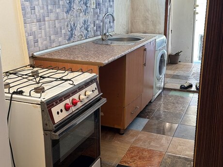 1 otaqlı həyət evi/bağ evi - Kubinka q. - 36 m²