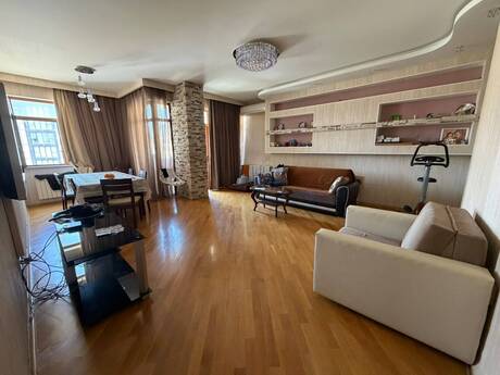 Elan №6362622 - Bakı, Nəsimi r., 3 otaqlı, 138 m², 5/16 mərtəbə