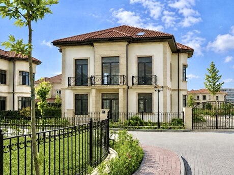 8 otaqlı həyət evi/bağ evi - Sea Breeze q. - 390 m²